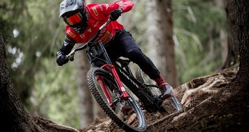 Pirelli przebudowuje Scorpion Gravity. Trzy bieżniki, cztery konstrukcje i trzy mieszanki