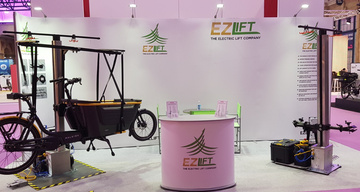 EZLift wprowadza na rynek elektryczny stojak serwisowy na rowery towarowe