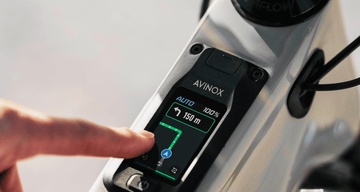 Avinox DP200: jeden kokpit dla wspomagania, przerzutek i funkcji smart